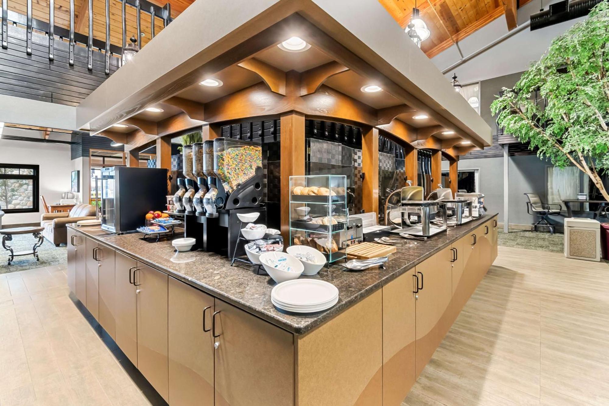 Heartland Inn & Suites, Surestay Collection By Best Western Park Rapids المظهر الخارجي الصورة