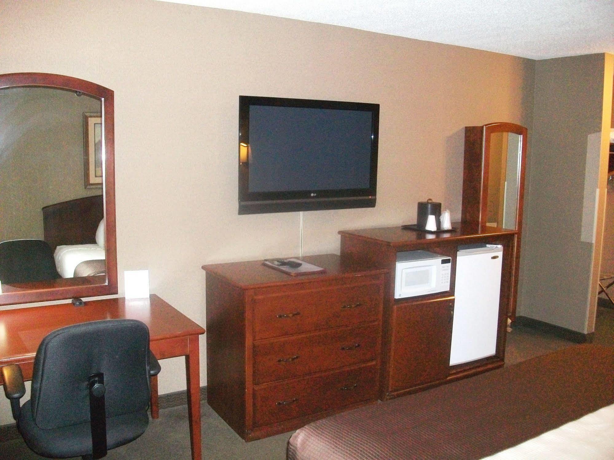 Heartland Inn & Suites, Surestay Collection By Best Western Park Rapids المظهر الخارجي الصورة