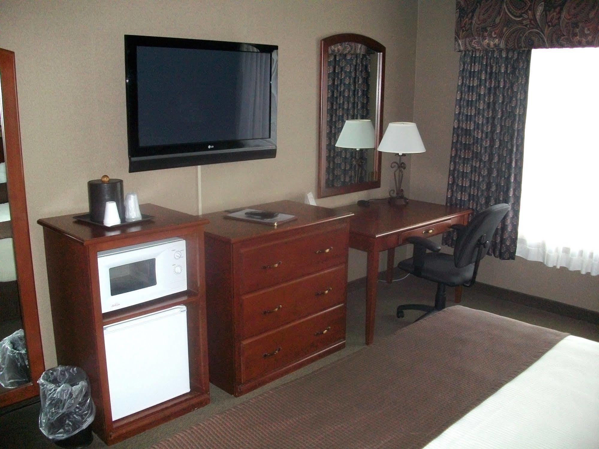 Heartland Inn & Suites, Surestay Collection By Best Western Park Rapids المظهر الخارجي الصورة
